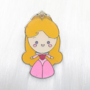 🔮 5/$25‎ Disney Sleeping Beauty Princess Aurora Cutie Pin